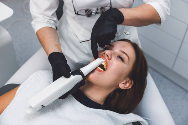 Best Emergency Denture Repair in Manche North Shore, CA